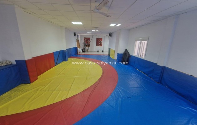 Revente - Commercial - Torrevieja - Estacion Autobuses