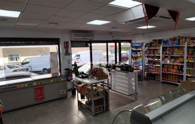 Revente - Commercial - Torrevieja - Estacion Autobuses