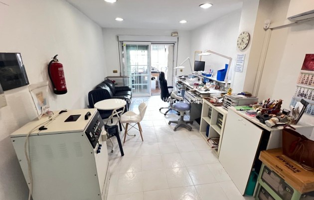 Reventa - Apartamento / piso - Torrevieja