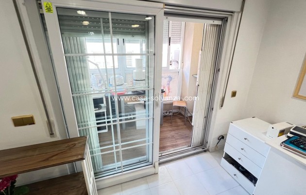 Reventa - Apartamento / piso - Torrevieja