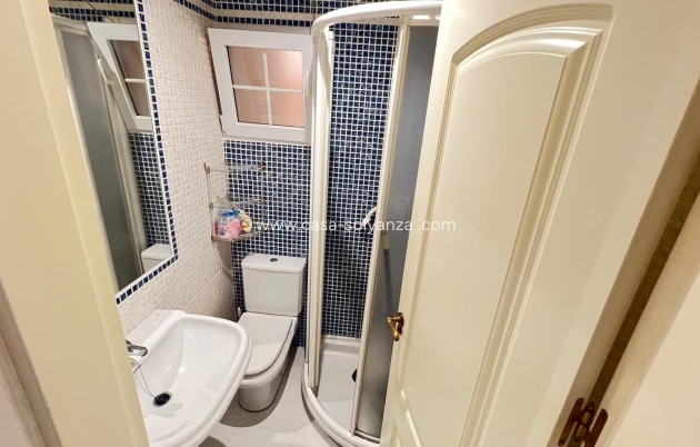 Reventa - Apartamento / piso - Torrevieja