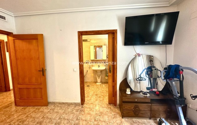 Wiederverkauf - Wohnung - Torrevieja - Playa del Cura