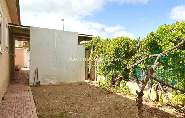 Revente - Villa - Torrevieja - Los Balcones