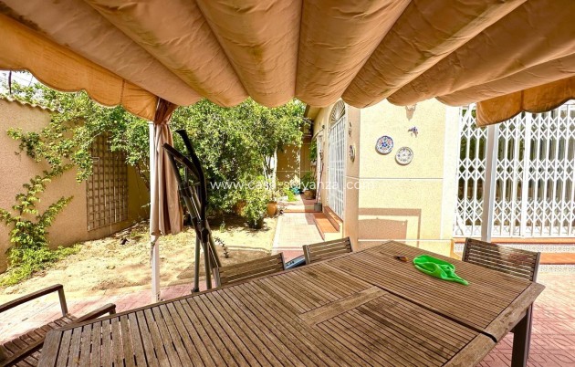 Revente - Villa - Torrevieja - Los Balcones