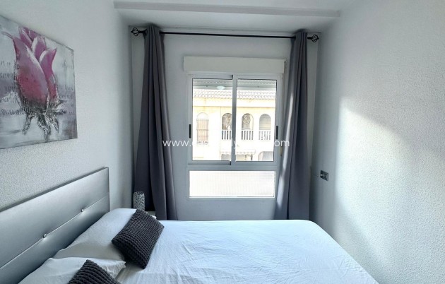 Revente - Appartement - Torrevieja - Acequion