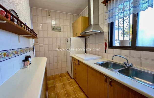 Revente - Villa - Benidorm - Urbanizaciones