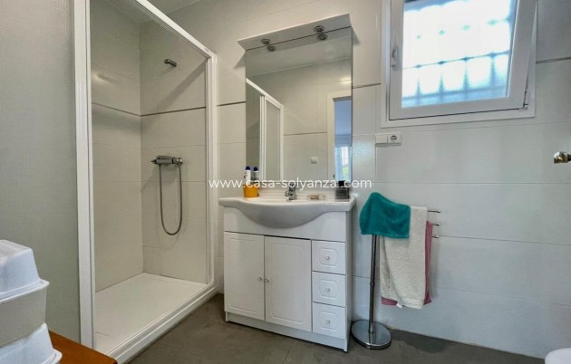 Revente - Villa - Benidorm - Urbanizaciones