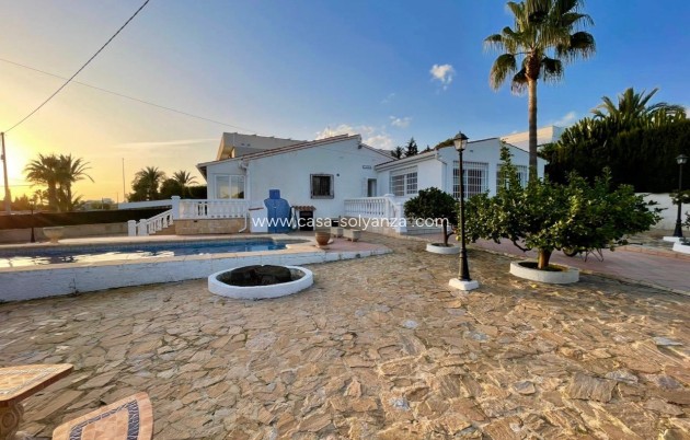 Revente - Villa - Benidorm - Urbanizaciones