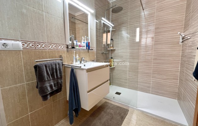 Revente - Maison de ville - Avileses - Inland