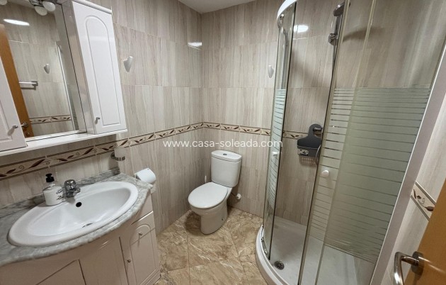 Wiederverkauf - Wohnung - Torrevieja - Center