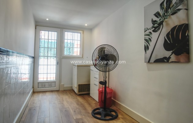 Revente - Villa - Orihuela Costa - Costa Blanca