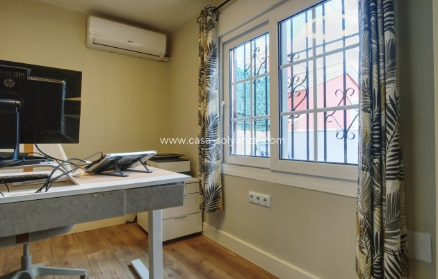 Revente - Villa - Orihuela Costa - Costa Blanca