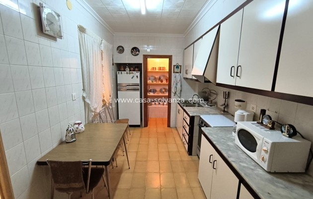 Revente - Maison de ville - Yecla - Inland