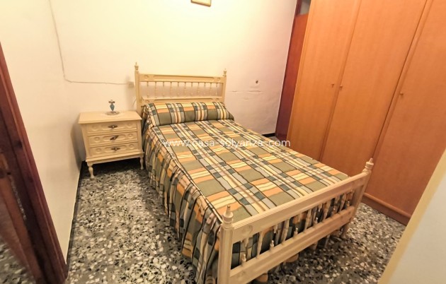 Revente - Maison de ville - Yecla - Inland