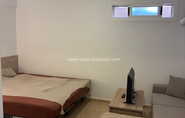 Revente - Maison de ville - Avileses - Jerónimo Y Avileses