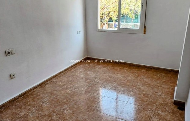 Resale - Apartment / flat - Torrevieja - Playa de los Locos