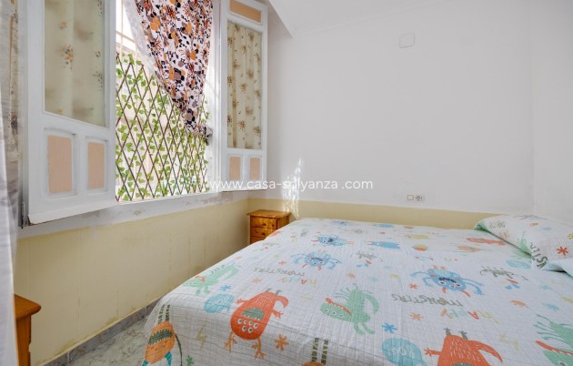 Reventa - Apartamento / piso - Torrevieja - Center