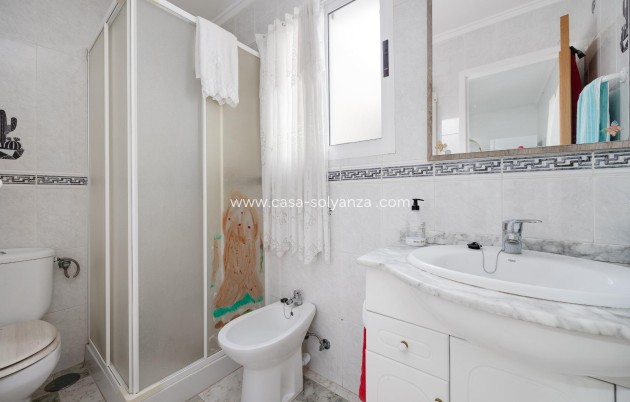 Reventa - Apartamento / piso - Torrevieja - Center