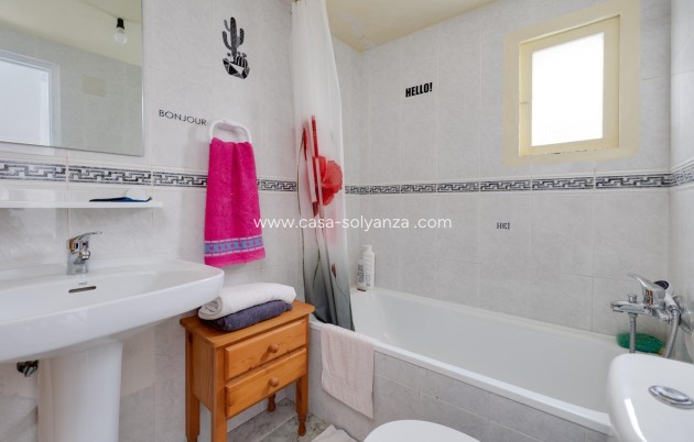 Reventa - Apartamento / piso - Torrevieja - Center