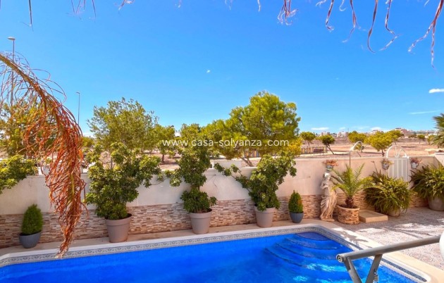Revente - Villa - Orihuela Costa - Costa Blanca