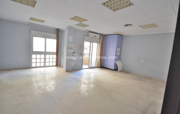 Revente - Appartement - Torrevieja - Center