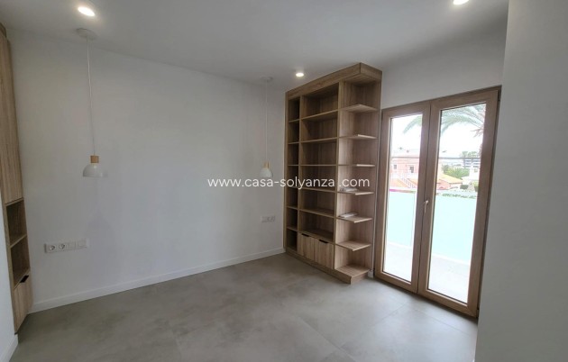 Revente - Villa - Orihuela Costa - Cabo Roig
