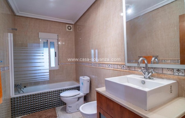 Wiederverkauf - Villa - Orihuela