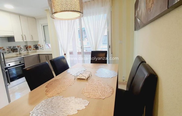 Reventa - Apartamento / piso - Torrevieja - Center