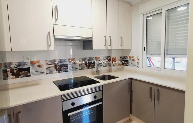 Reventa - Apartamento / piso - Torrevieja - Center