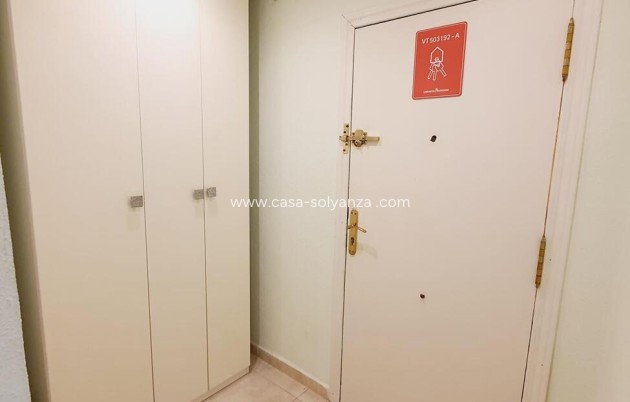 Reventa - Apartamento / piso - Torrevieja - Center