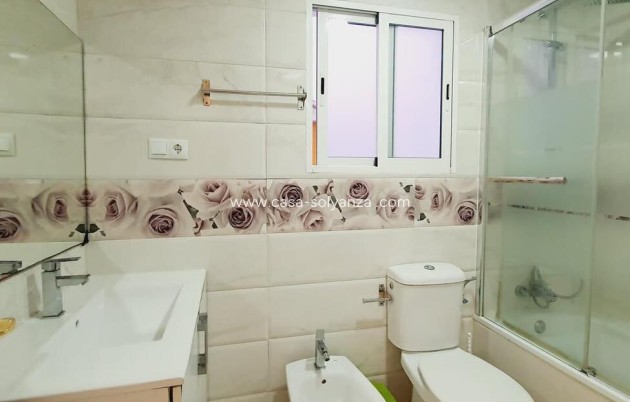Reventa - Apartamento / piso - Torrevieja - Center