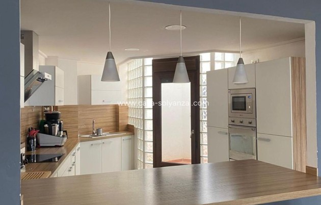 Revente - Villa - Torrevieja - Centro - Muelle Pesquero