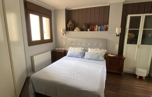 Revente - Villa - Torrevieja - Centro - Muelle Pesquero