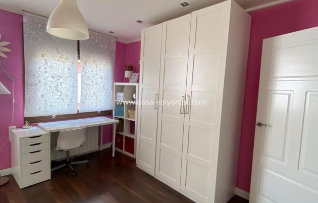 Revente - Villa - Torrevieja - Centro - Muelle Pesquero