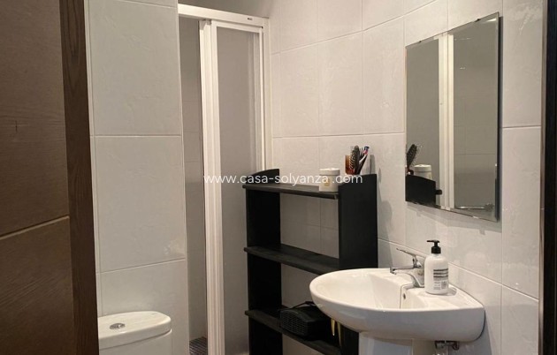 Revente - Villa - Torrevieja - Centro - Muelle Pesquero