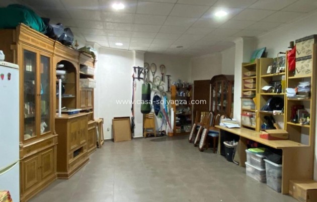 Revente - Villa - Torrevieja - Centro - Muelle Pesquero