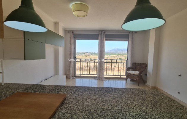 Herverkoop - Appartement / flat - Pinoso - Inland