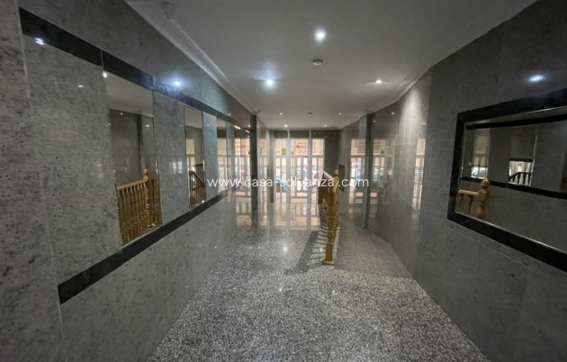 Wiederverkauf - Wohnung - Torrevieja - Costa Blanca