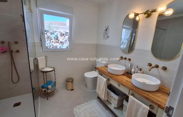 Revente - Villa - Torrevieja - Los Balcones