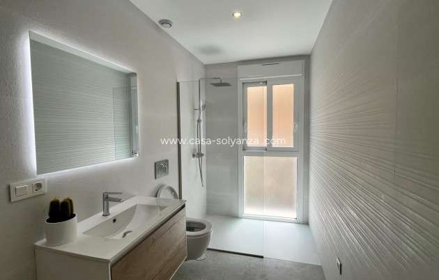 Revente - Appartement - Torrevieja - Aguas nuevas