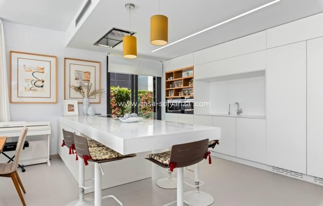 Revente - Villa - Orihuela Costa - Campoamor