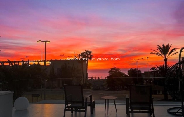 Revente - Villa - Orihuela Costa - Campoamor