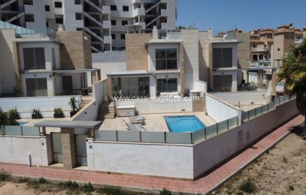 Wiederverkauf - Villa - Orihuela Costa - Costa Blanca