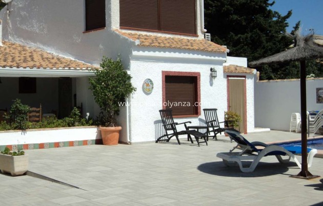 Revente - Villa - Orihuela Costa - Costa Blanca