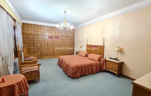 Revente - Maison de ville - Elda - Inland