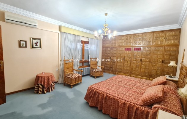 Revente - Maison de ville - Elda - Inland