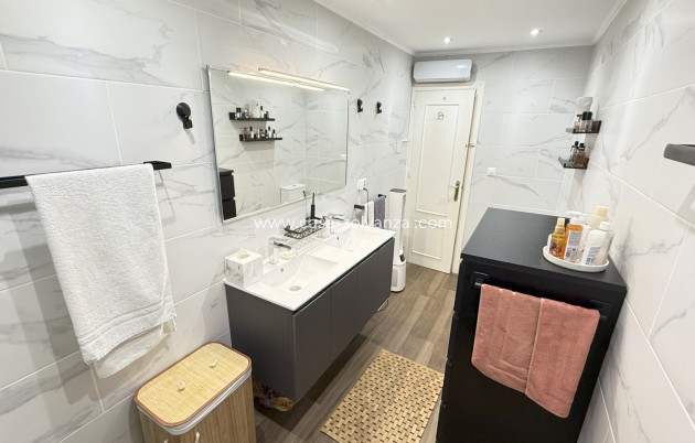 Revente - Villa - Orihuela Costa - Costa Blanca