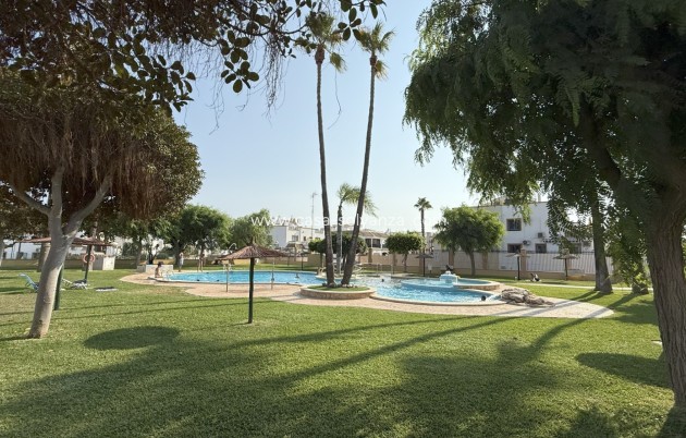 Revente - Villa - Orihuela Costa - Costa Blanca