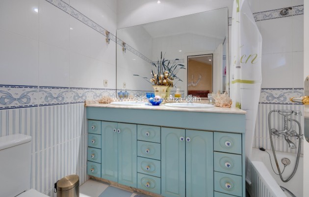 Revente - Villa - Torrevieja - Aguas nuevas