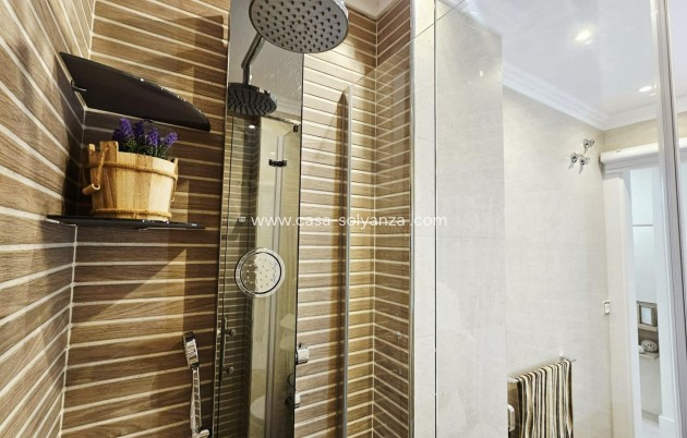 Revente - Appartement - Torrevieja - Nueva Torrevieja